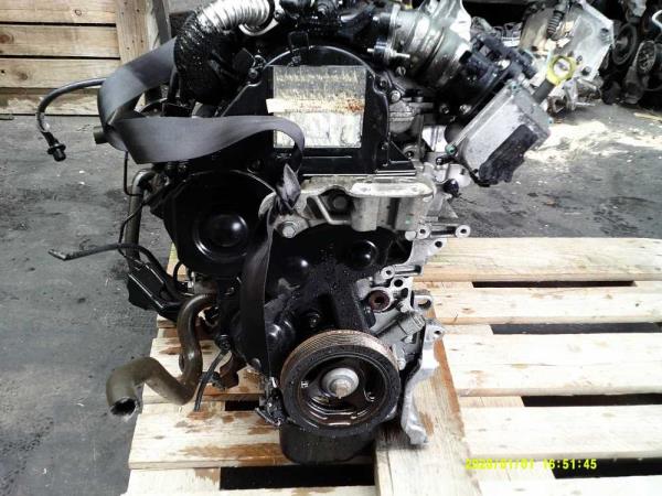 MOTEUR FORD 1.6TDCI ( BASE P.S.A ) - Vue 3